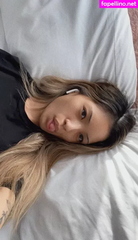 Iris Haw OnlyFans Thumbnail #E4DYwYexFC