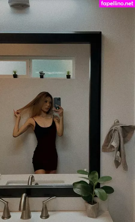 Iris Haw OnlyFans Thumbnail #PcoCczOgYa