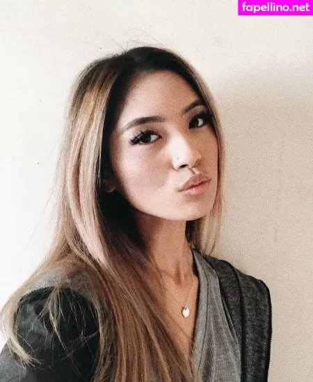 Iris Haw OnlyFans Thumbnail #xiyYCWbVI1