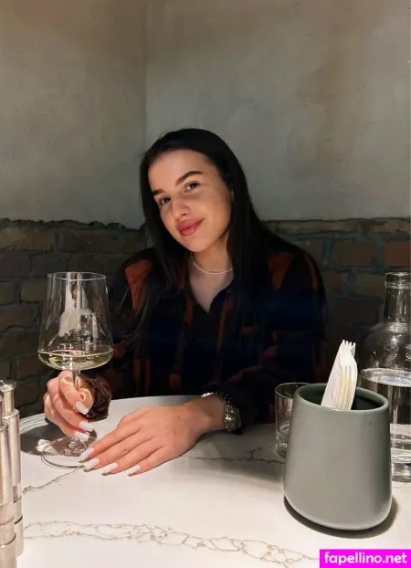 Iris Hot Babe OnlyFans Thumbnail #2nj0F51LnF