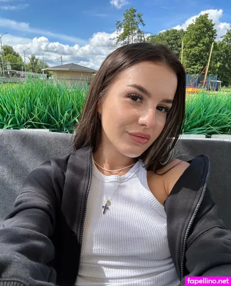 Iris Hoty Babe OnlyFans Thumbnail #BS2rKlquGQ