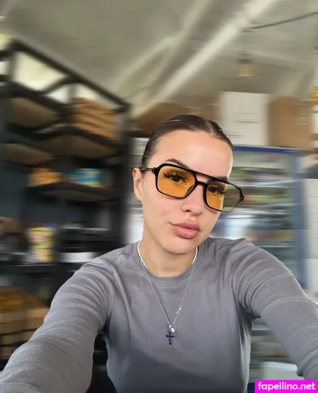 Iris Hoty Babe OnlyFans Thumbnail #aUx89YI5ad