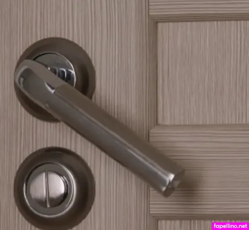 Iris Kiss Main Profile Photo