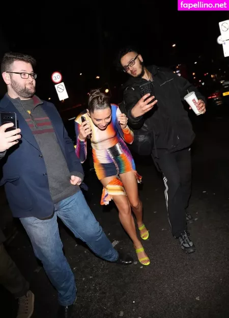 Iris Law OnlyFans Thumbnail #IvJDbhHTLn