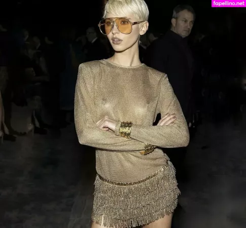 Iris Law OnlyFans Thumbnail #sMPa2fJmsc