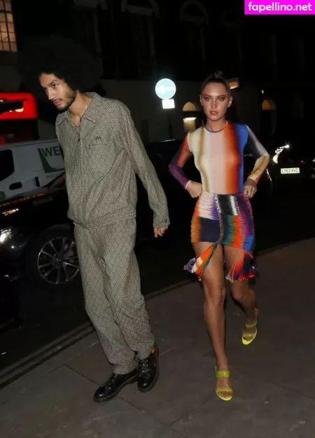 Iris Law OnlyFans Thumbnail #z1xxnMWGa4