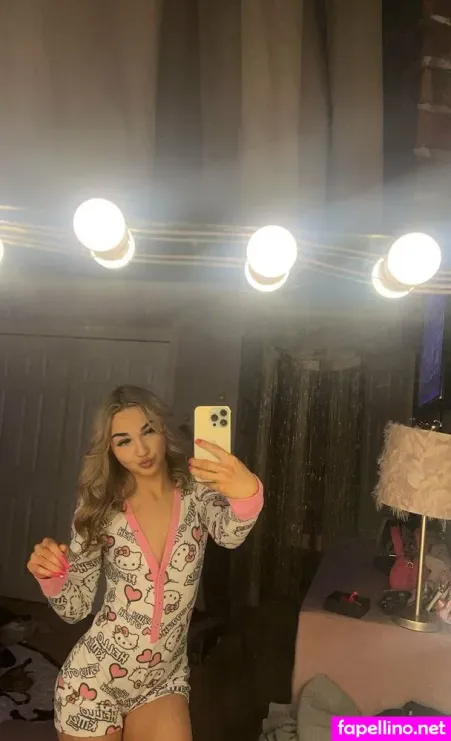 Iris World OnlyFans Thumbnail #97JjGeKOn1