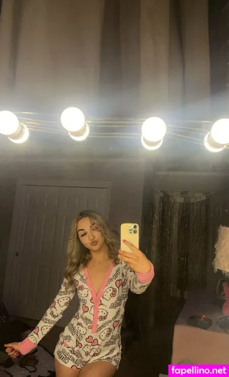 Iris World OnlyFans Thumbnail #mdKxSrRjZs