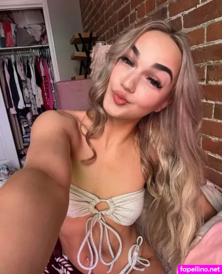 Iris World OnlyFans Thumbnail #xBEAMpKPvH