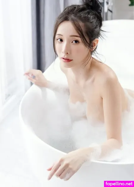 Iris Xiao OnlyFans Thumbnail #sTuIQs9aCJ