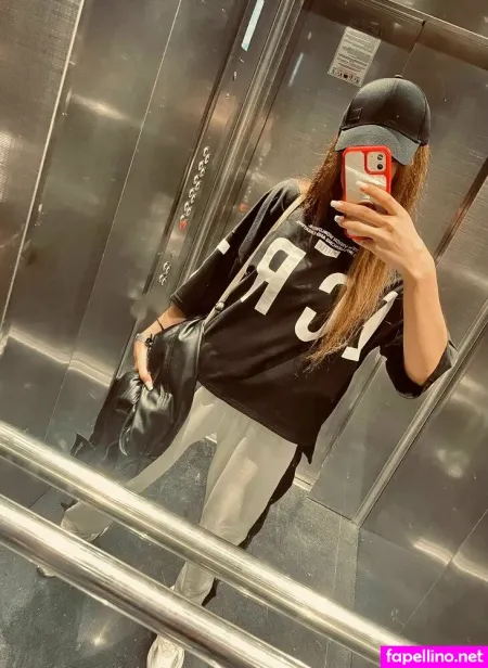Irisfoxxy OnlyFans Thumbnail #VyLw36AafY