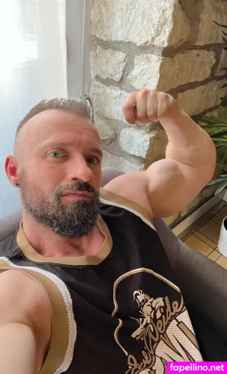 Irishbeast69solo OnlyFans Thumbnail #dShsvut6BE