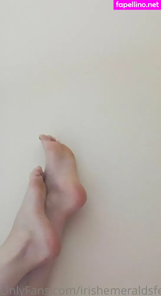 irishemeraldsfeet, therealdesertgypsy Nude Leaked OnlyFans Photo #ZnMxNTMQjV