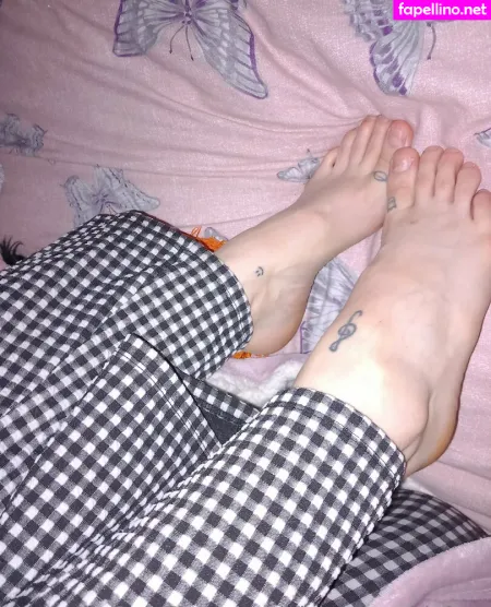 Irishemeraldsfeet OnlyFans Thumbnail #rzEjazhn02