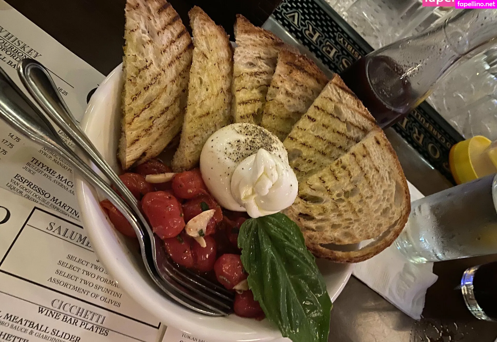 irisinthekitchen, iriskitchen.ig Nude Leaked OnlyFans Photo #OfxWIqPeJo