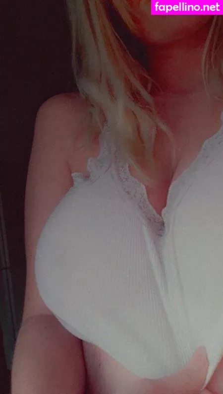 Irisqueen28 OnlyFans Thumbnail #Eauz4b90sC