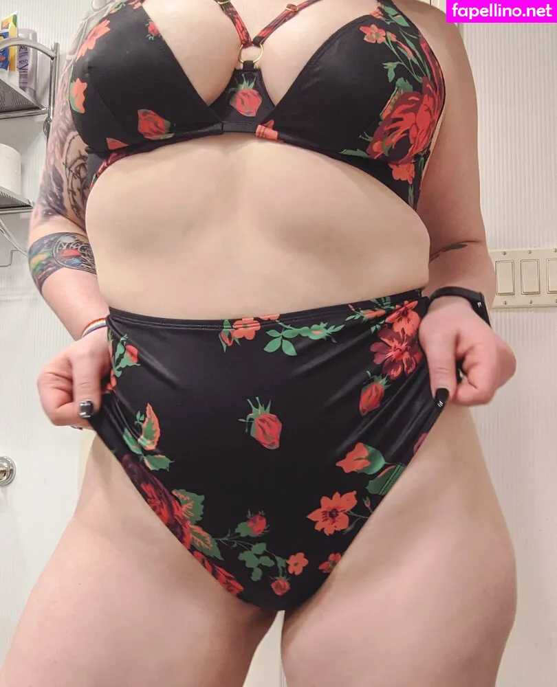 irisreigns, irisreins Nude Leaked OnlyFans Photo #4bLnR9f9Ax