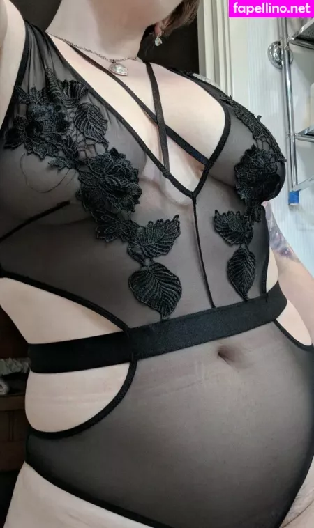 Irisreigns OnlyFans Thumbnail #H9Ojg7QIf2