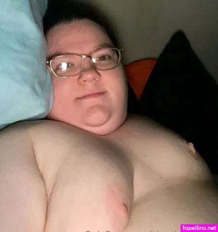 Irisselene03 OnlyFans Thumbnail #DtxW13bkwm