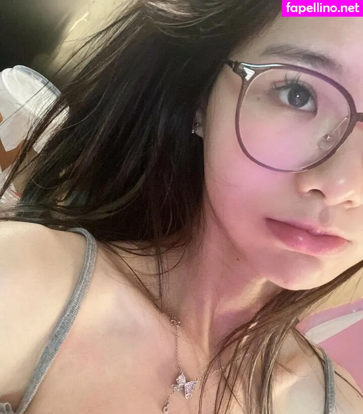 irissiri129, irisyiyi_, è‰¾æ€¡ Nude Leaked OnlyFans Photo #Ea8bZla7k5