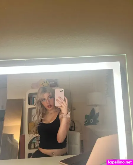 Iristv OnlyFans Thumbnail #3Rr2lb84UI