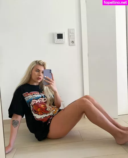 Irltinaxfree OnlyFans Thumbnail #w5tg30YL2X