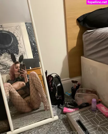 Ironically Merry OnlyFans Thumbnail #8utOFfgCci