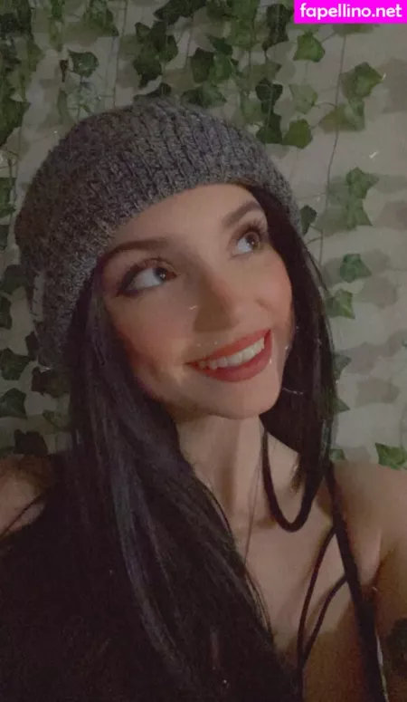 Irresistible Ivy OnlyFans Thumbnail #flfFO5Ykow