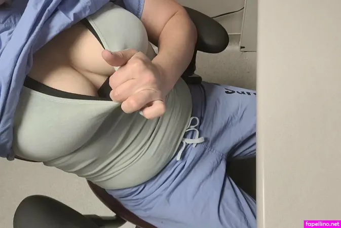 Irsneakin OnlyFans Thumbnail #KQYqQlHtAK