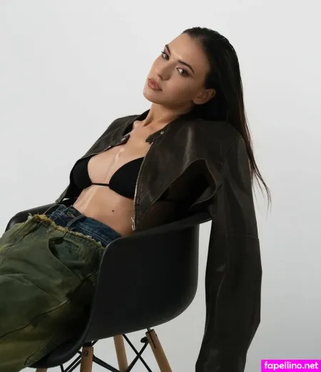 Iryna Lucci OnlyFans Thumbnail #LzFcPCKWyA