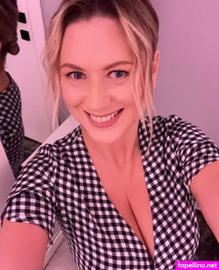 Iryna Olkhovska OnlyFans Thumbnail #YDCHKKBUEy