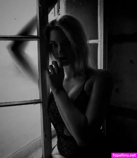Is Mir Relativ OnlyFans Thumbnail #hPZq38jmPu