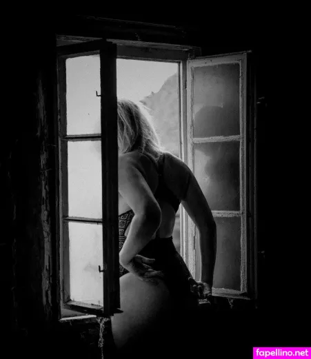 Is Mir Relativ OnlyFans Thumbnail #mzMINk09Nv