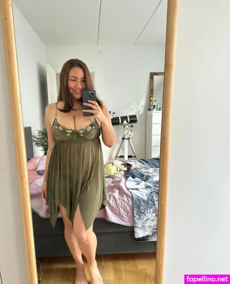 Isa Honey OnlyFans Thumbnail #EEhX4wxMpG