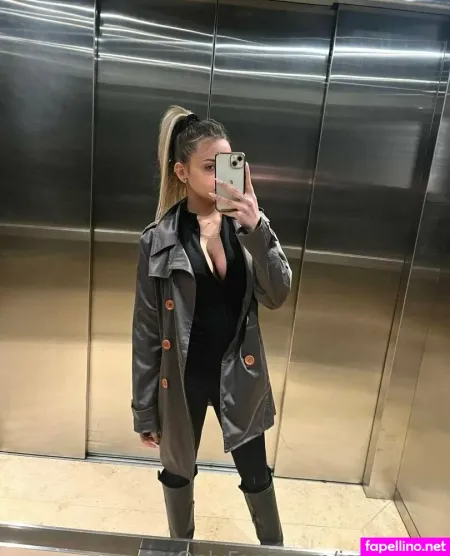 Isa Hottie OnlyFans Thumbnail #OBaRWjR4gD