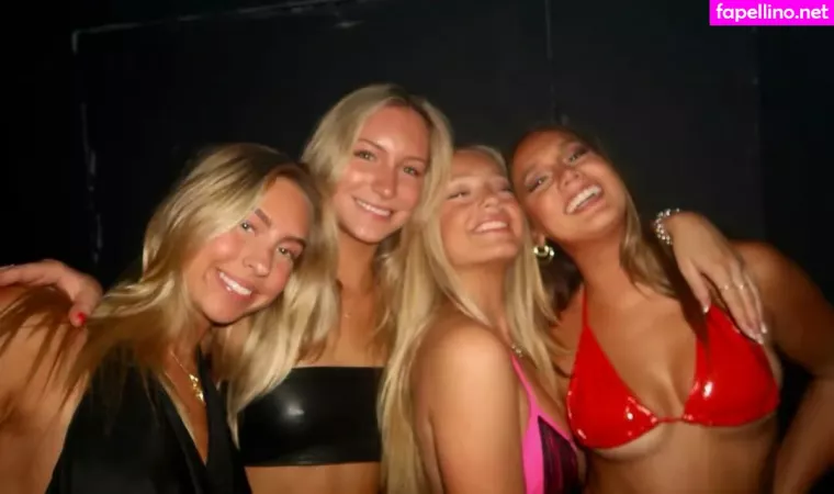 Isa Mariduena OnlyFans Thumbnail #EY7Mh7CKwy