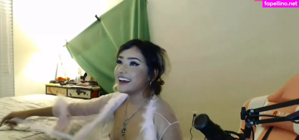 Isa Marin OnlyFans Thumbnail #zKy4AKPvw6