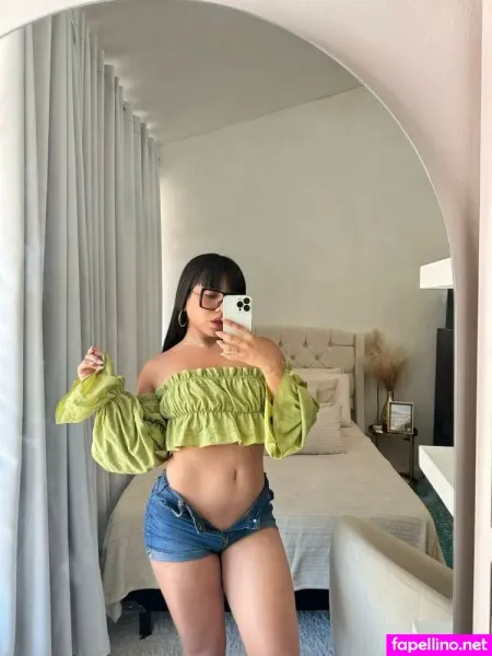 Isa Oelsi OnlyFans Thumbnail #As0AolCmOe