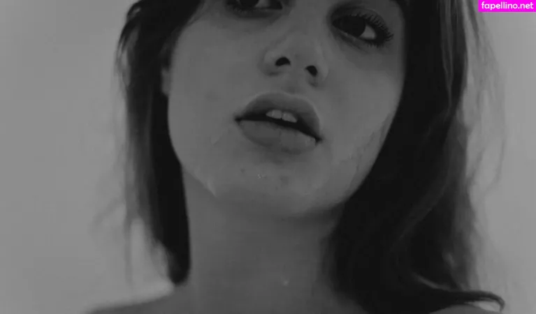 Isa Provati OnlyFans Thumbnail #zHyxx7RQdW