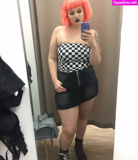 Isabel Hendrix OnlyFans Thumbnail #RWwG0Nvrp9