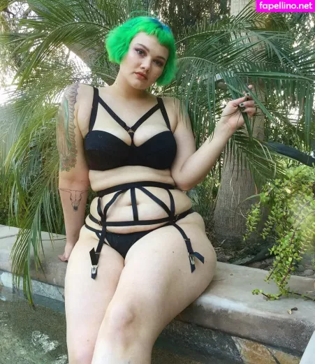 Isabel Hendrix OnlyFans Thumbnail #ncHWJDrcyW