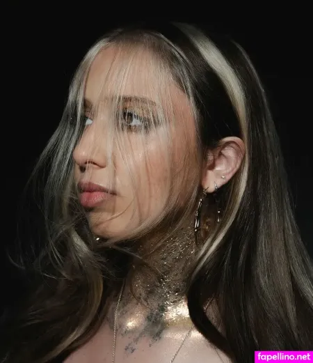 Isabel Larosa OnlyFans Thumbnail #y8kSLUT6Bz