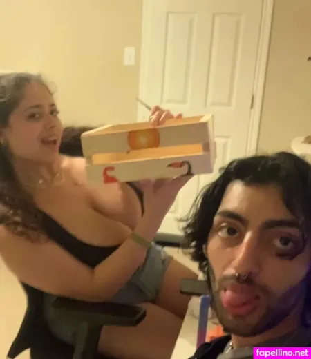 Isabel M OnlyFans Thumbnail #4WZYl5POnn