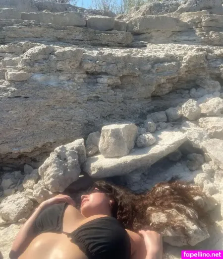 Isabel M OnlyFans Thumbnail #J23Tsek2Y2