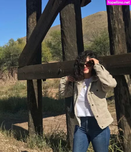 Isabel Neru OnlyFans Thumbnail #3ZF2KeeJvi