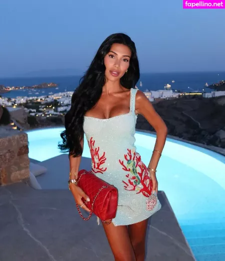 Isabel Raad OnlyFans Thumbnail #6T6ntaotBK