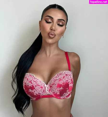 Isabel Raad OnlyFans Thumbnail #9MKfSCbvZE