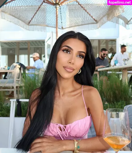 Isabel Raad OnlyFans Thumbnail #ZZnhqjUFR3