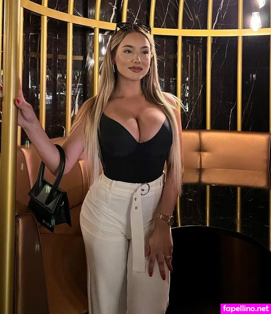 belle21503, isabellriibeiro Nude Leaked OnlyFans Photo #2yDzncgnbl