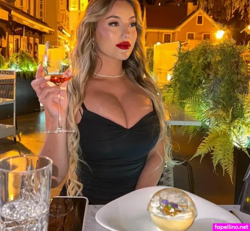 Isabel Ribeiro OnlyFans Thumbnail #8mHwgCGqy6
